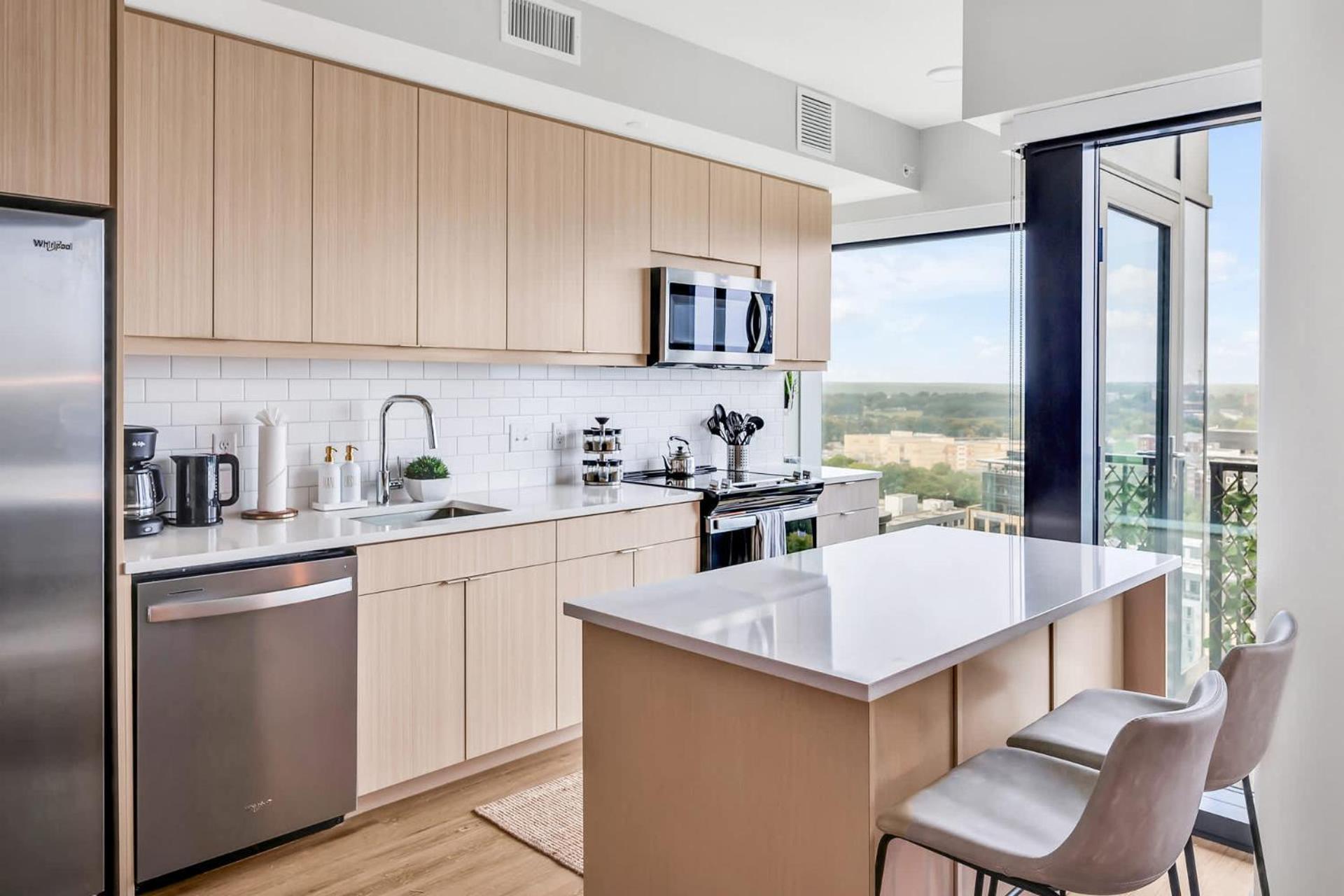 High-Rise Apt Raleigh Free Parking & Sunset View 1 Exteriér fotografie